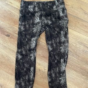 All In motion  leggings size large